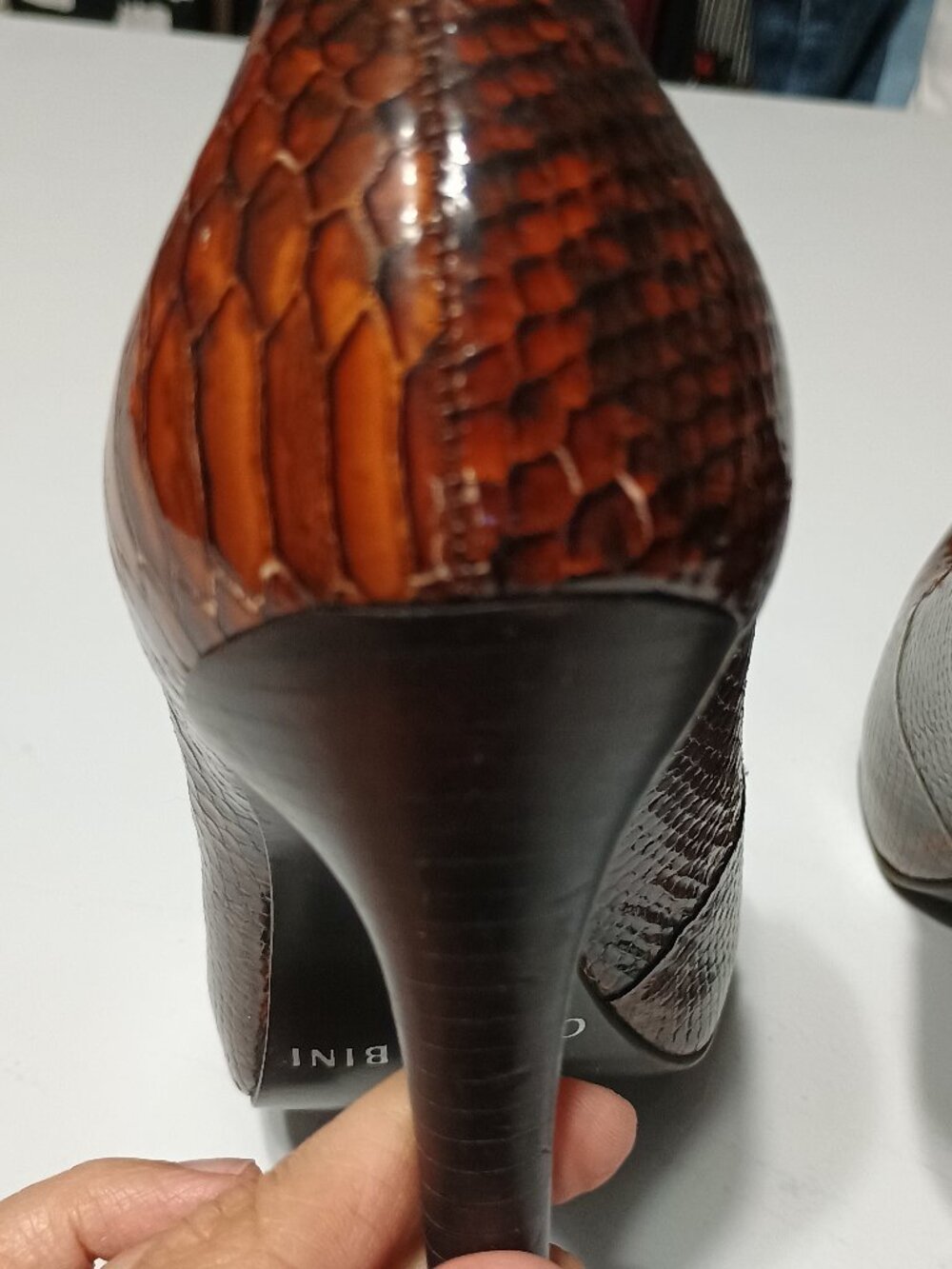 Gianni Bini Brown Snakeskin Embossed Leather Platform Pumps Women’s 7.5M - Picture 6 of 12